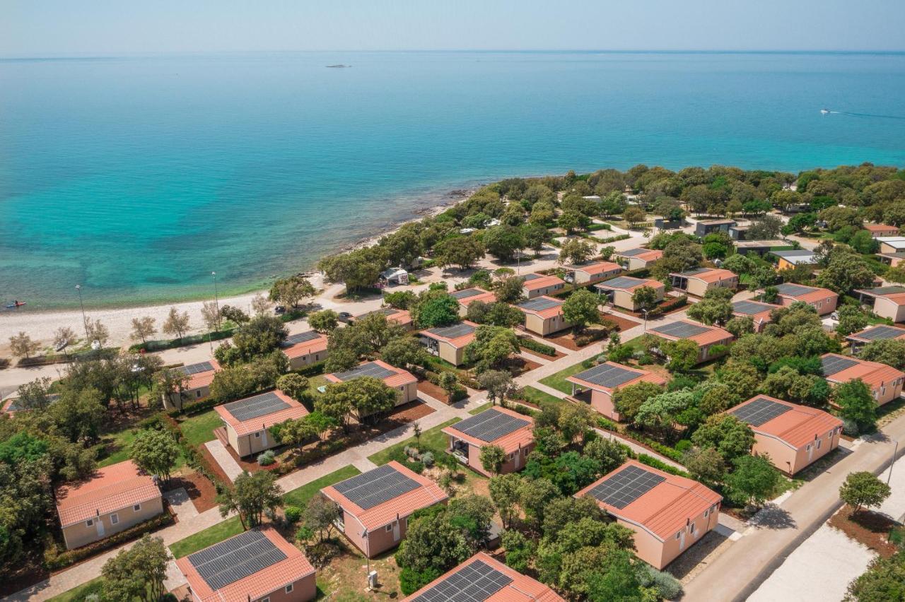 Camping Homes Mon Perin Bale Esterno foto