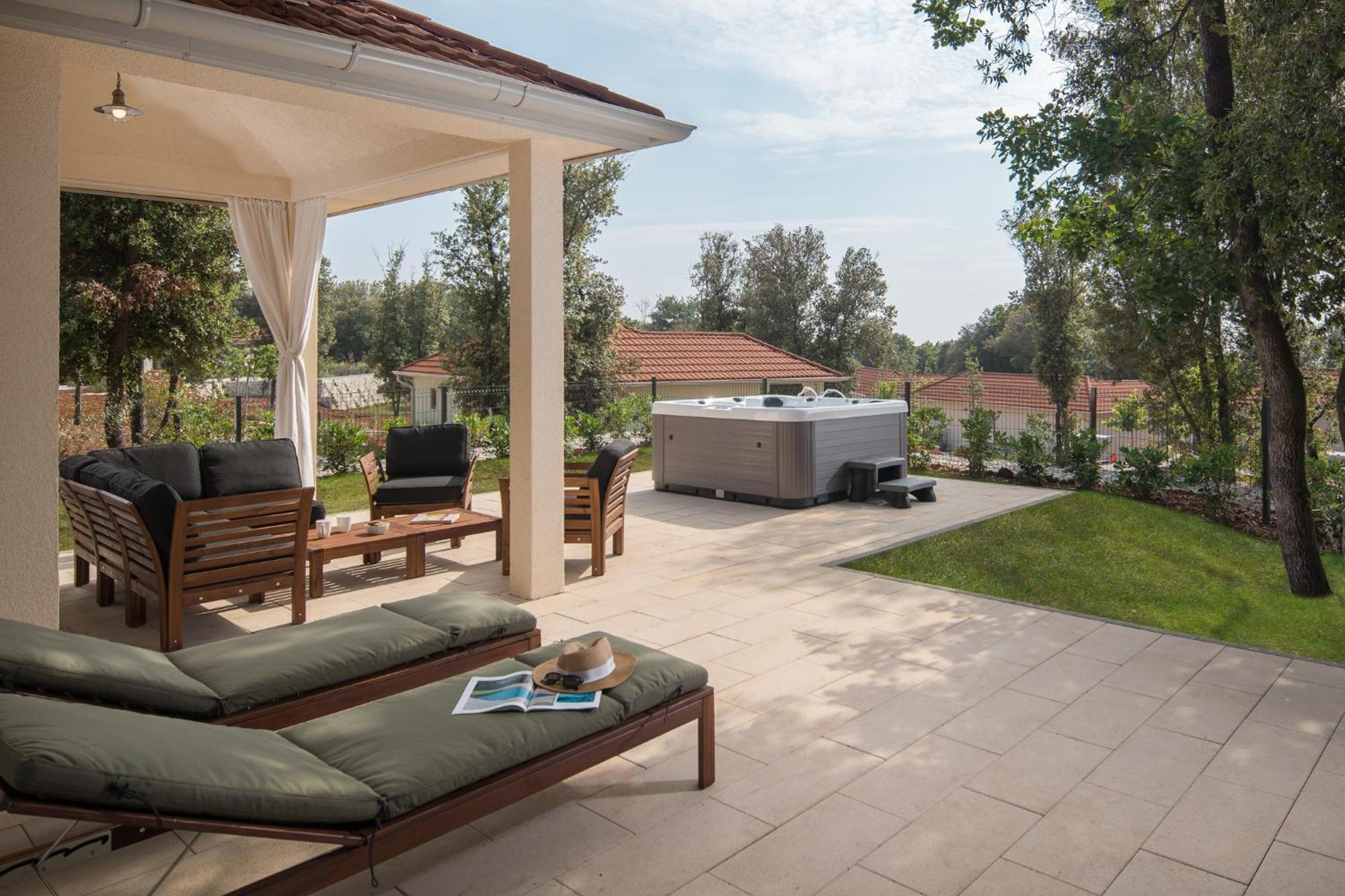 Camping Homes Mon Perin Bale Esterno foto