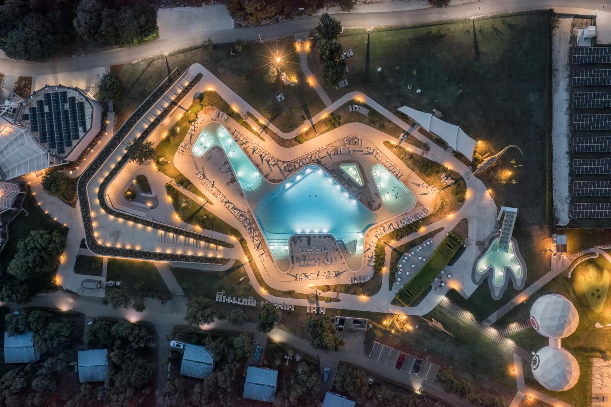 Camping Homes Mon Perin Bale Esterno foto