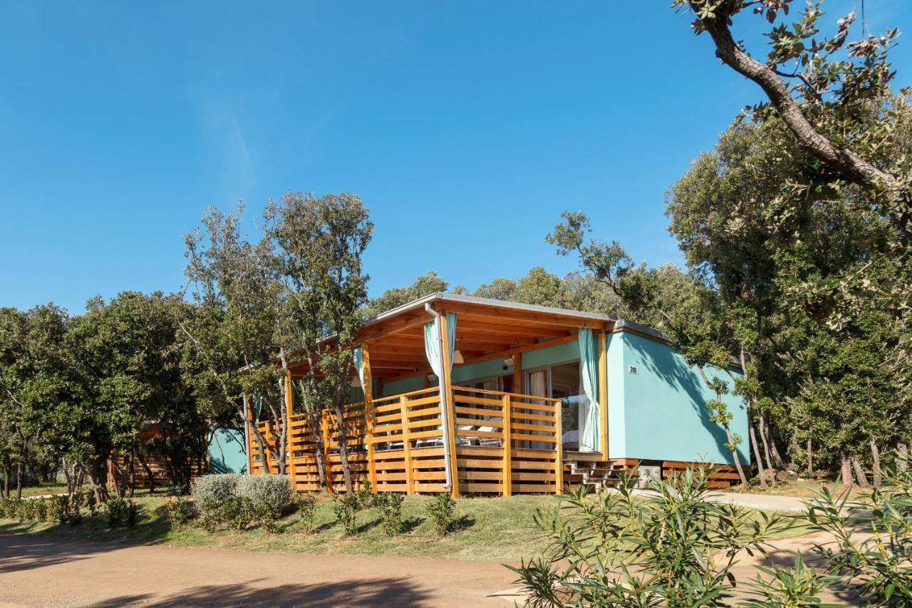Camping Homes Mon Perin Bale Esterno foto